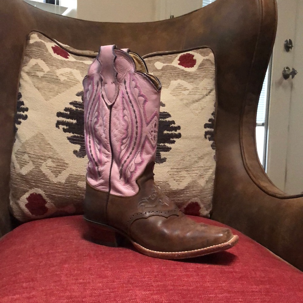 ARIAT Boots!